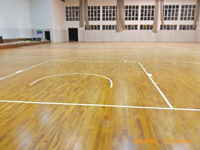 江蘇宿遷消防支隊籃球館運動木地板鋪設(shè)案例0