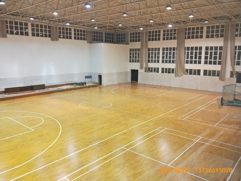 江蘇宿遷消防支隊籃球館運動木地板鋪設(shè)案例5