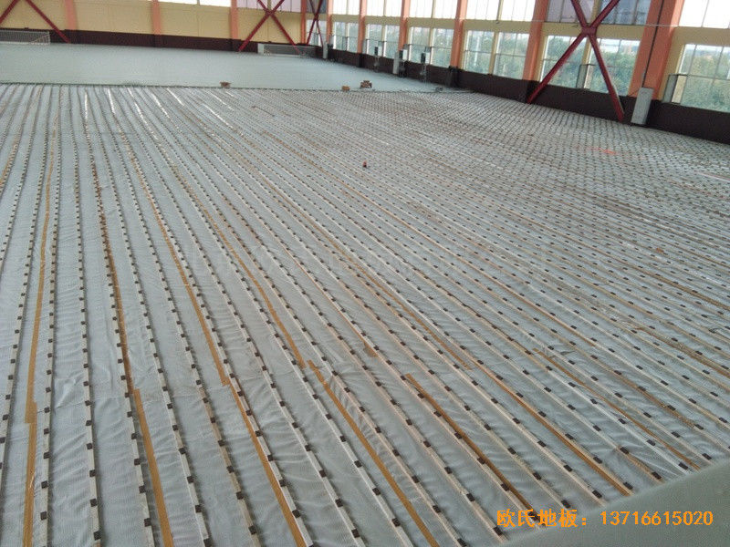 山東濟(jì)南章丘雙語(yǔ)學(xué)?；@球館體育地板施工案例1