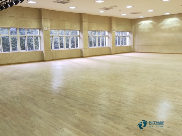 25厚籃球運(yùn)動地板哪些牌子好2